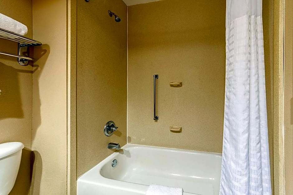 Quality Inn Clarksdale