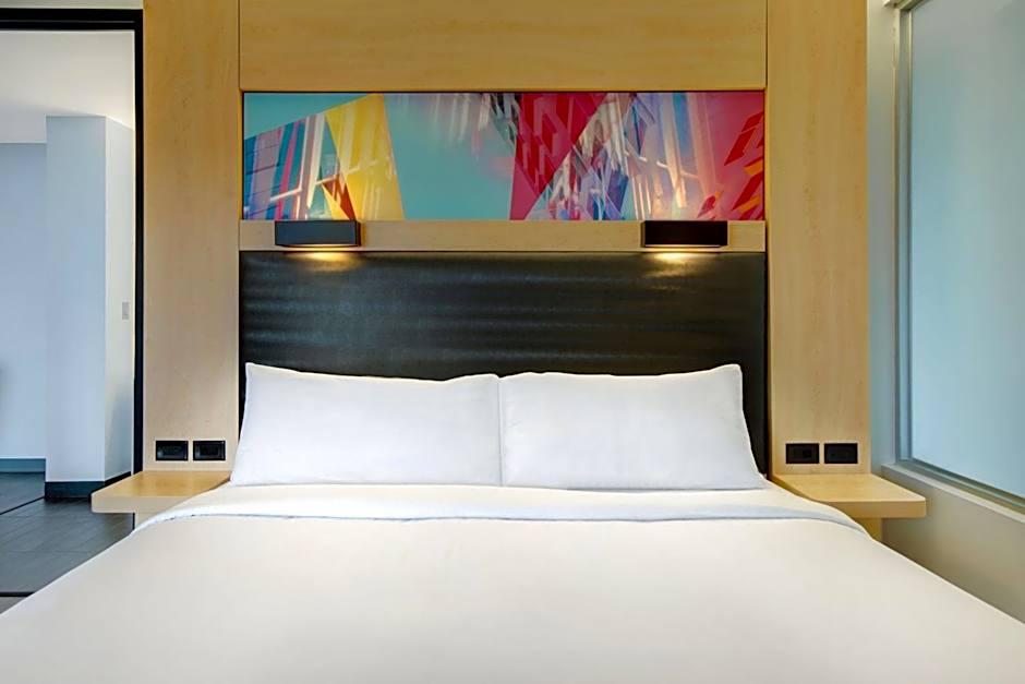 Aloft Oklahoma City Downtown - Bricktown