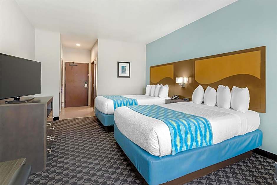 Best Western Plus Waller Hotel