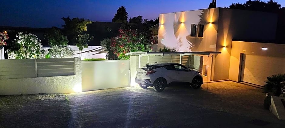 VILLA la VALENTINE 1