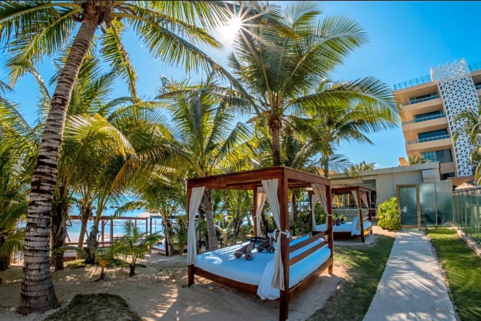 Generations Riviera Maya Family Resort - Catamaran, Aqua Nick & More Inclusive 