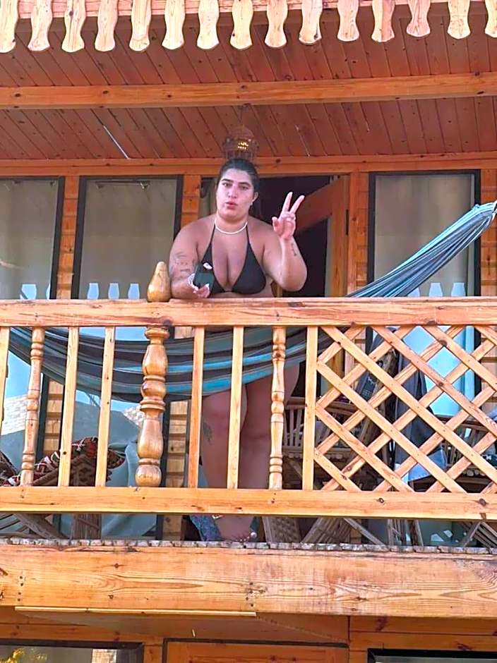 Green Beach Camp & Hotel