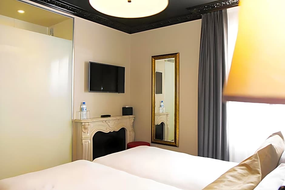 Hotel Le Montmartre Saint Pierre