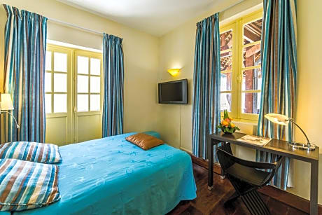 Standard Single Room with Bath