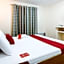 RedDoorz @ Golden Park Inn La Union