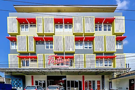 Fortune Hotel