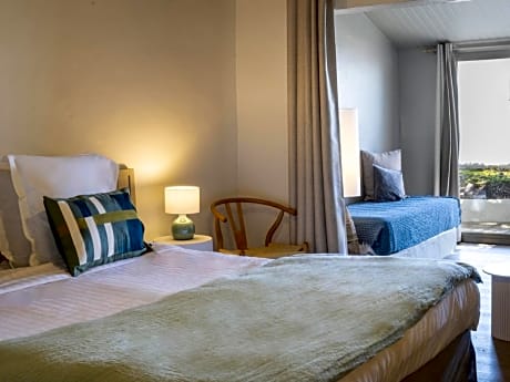 Triple Room with Sea View