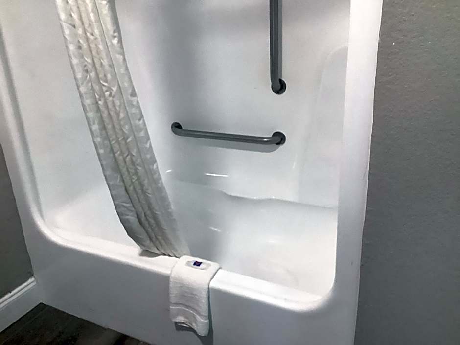 Motel 6-Memphis, TN - East