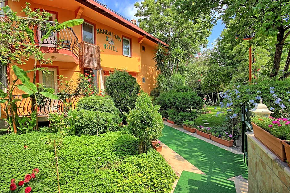 Mandalinn Hotel