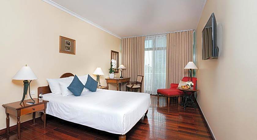 Hai Phong Harbour View Hotel