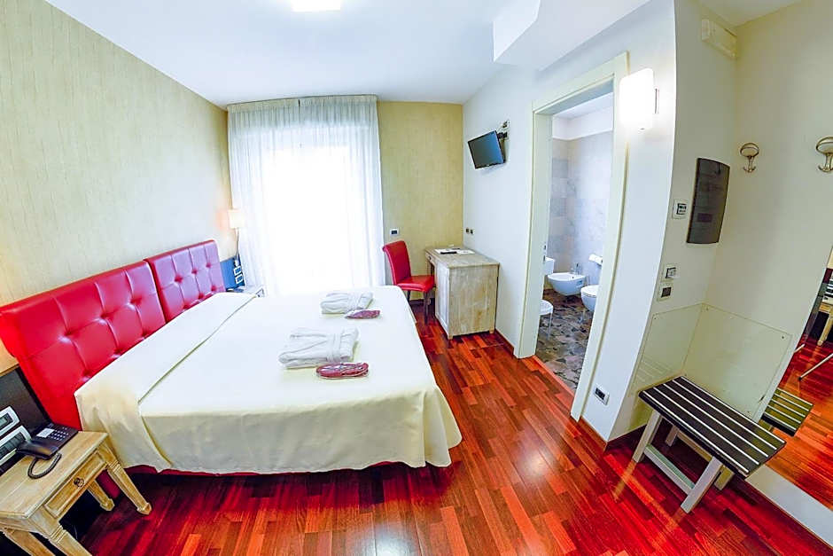Victoria Hotel