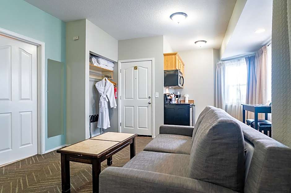 Inn at the Prom Oceanfront