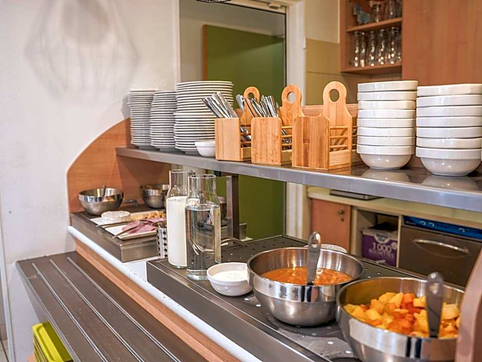 ibis budget Bayeux