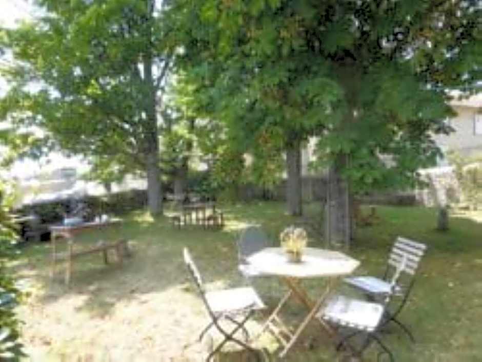 Chateau De Riverie chambres et table d'hôtes