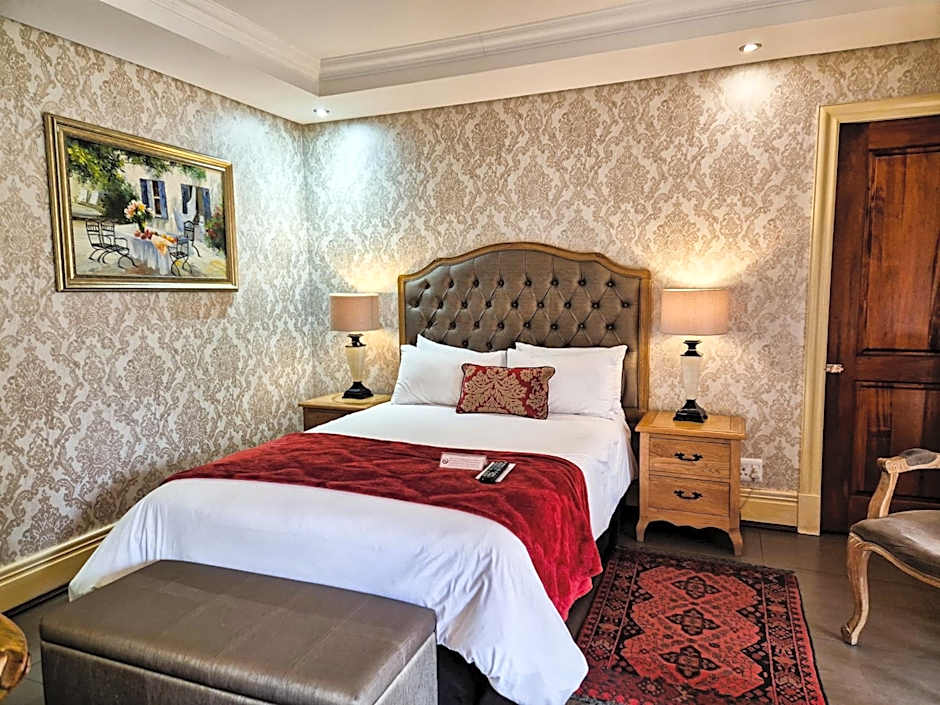 Three Rivers Lodge and Villas