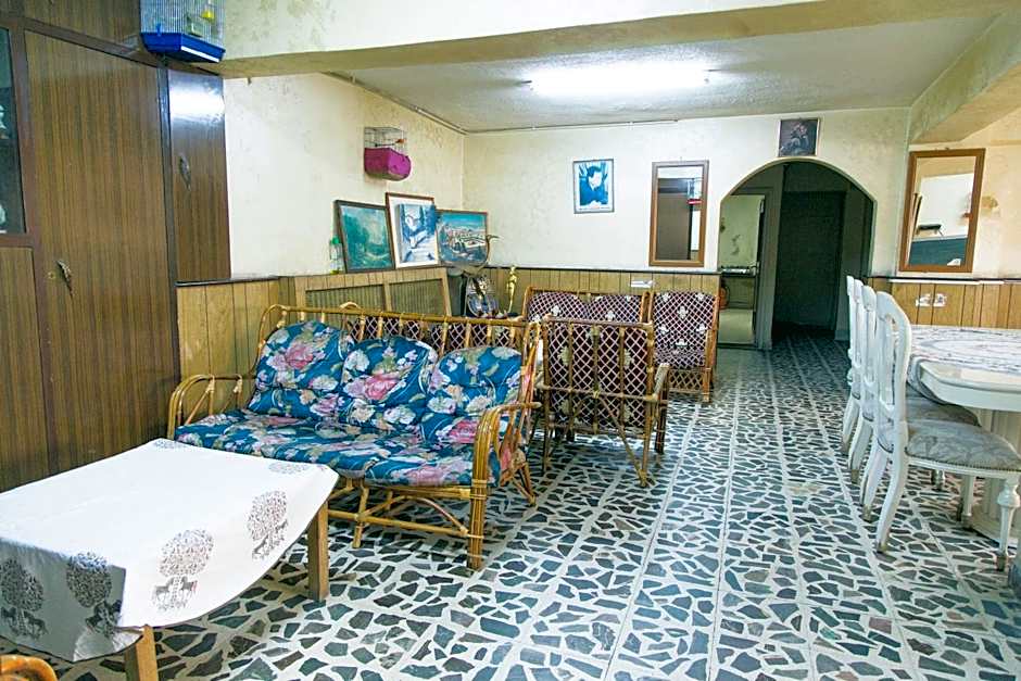 Sun Rise Hotel & Hostel & Tours