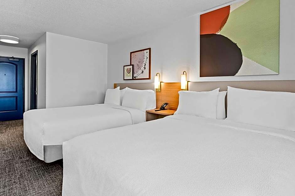 Spark by Hilton Modesto