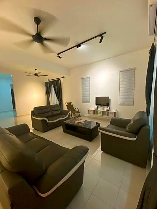 SmartChoice Homestay