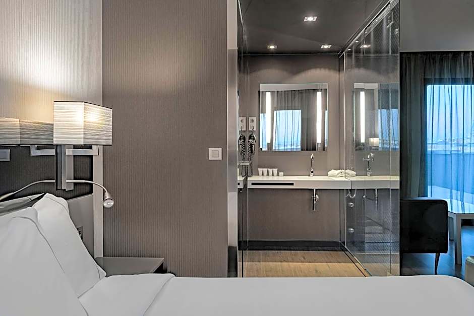 AC Hotel by Marriott Atocha