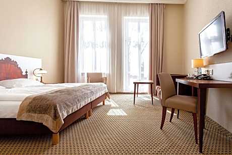 Deluxe Double Room with Balcony