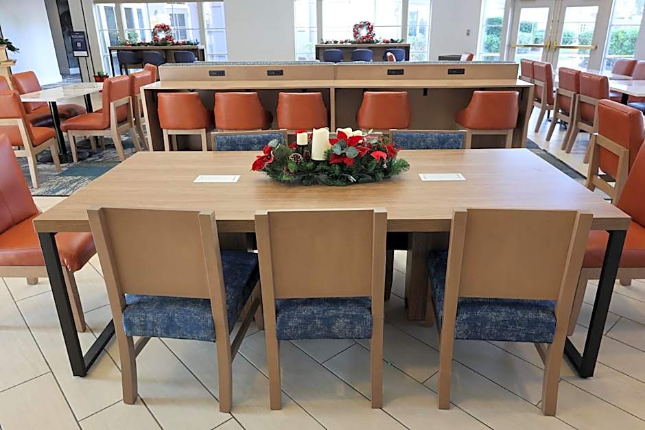 La Quinta Inn & Suites by Wyndham Ocala