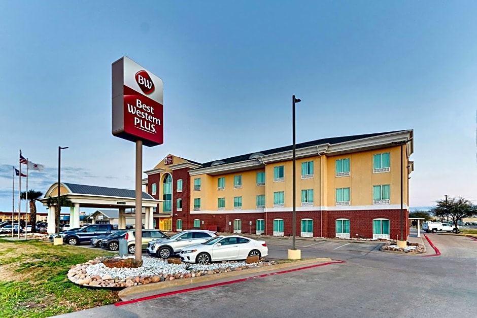 Best Western Plus Woodway Waco South Inn & Suites