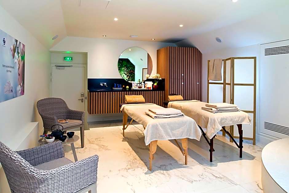 Hotel Saint Petersbourg Opera