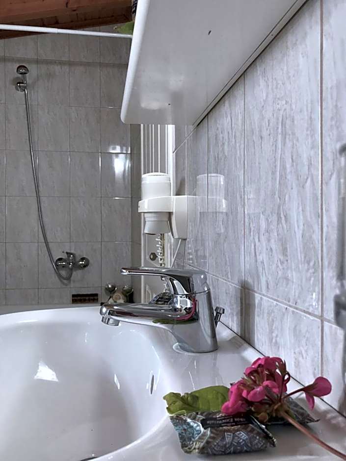 IONIAN SUITES by Bruskos