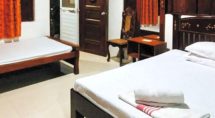 RedDoorz Hostel @ Deomar Hometel and Farm Cafe Vigan Ilocos 