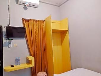 RedDoorz @ DeAmartaLoka Colomadu Solo