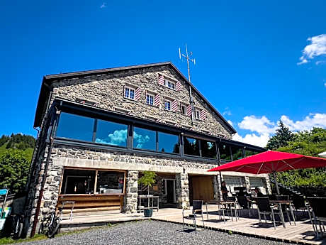 Maison de Montagne de Bretaye accès par le train arrêt Bouquetin