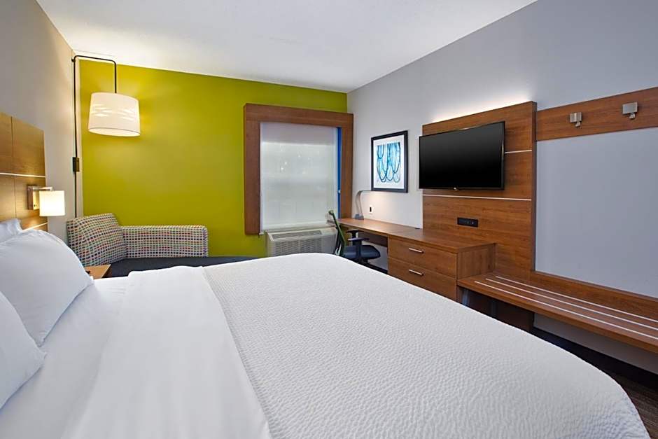 Holiday Inn Express Hotel & Suites Sunbury-Columbus Area By IHG