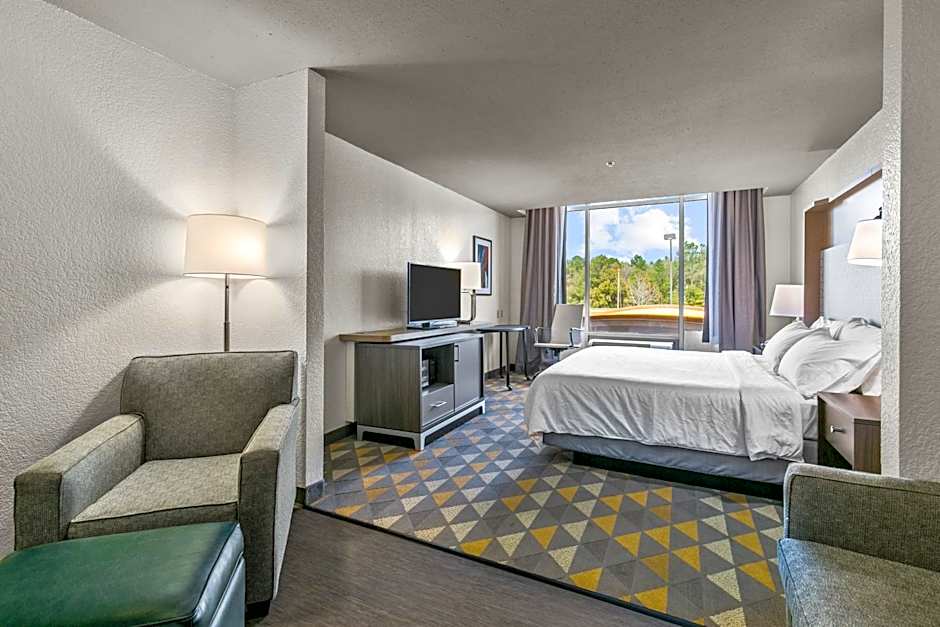 Holiday Inn Express Hotel & Suites Lucedale By IHG