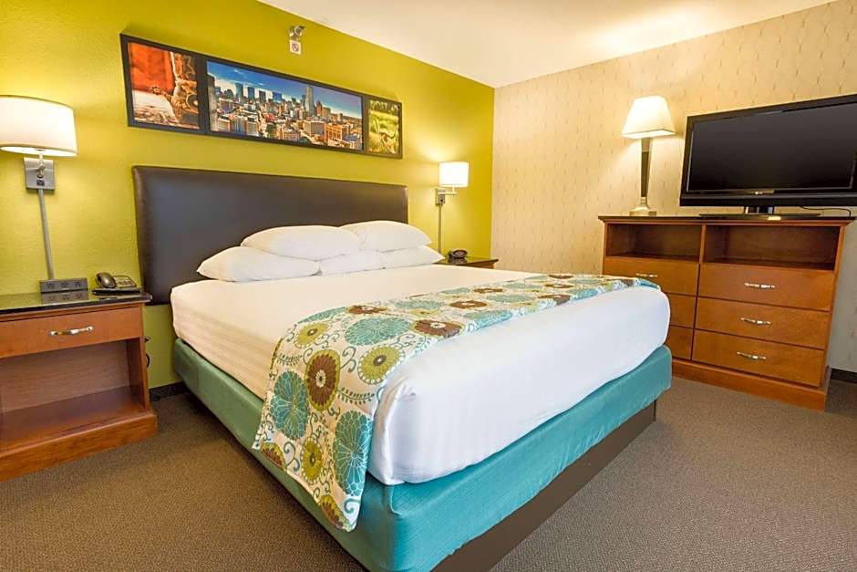 Heritage Inn & Suites The Woodlands, Trademark by Wyndham
