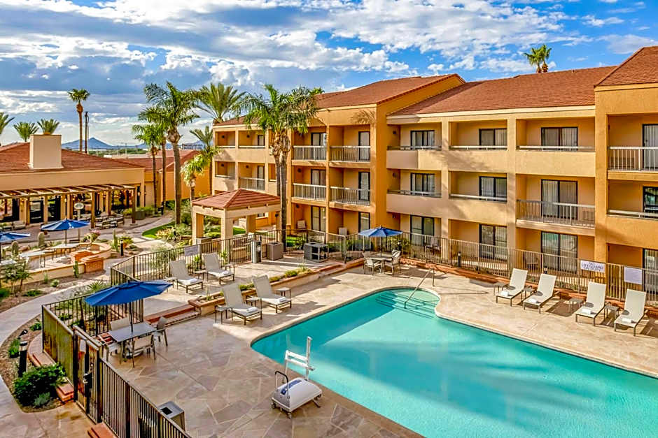 Courtyard by Marriott Tucson Airport