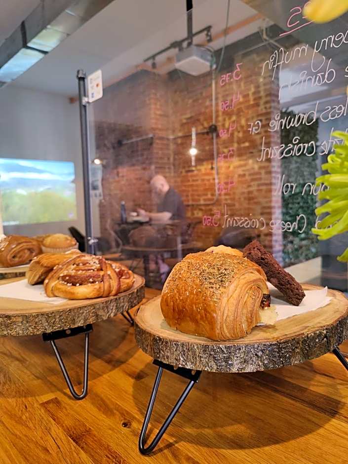 U Street Capsule Hostel