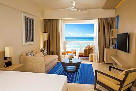 Junior King Suite - Oceanfront