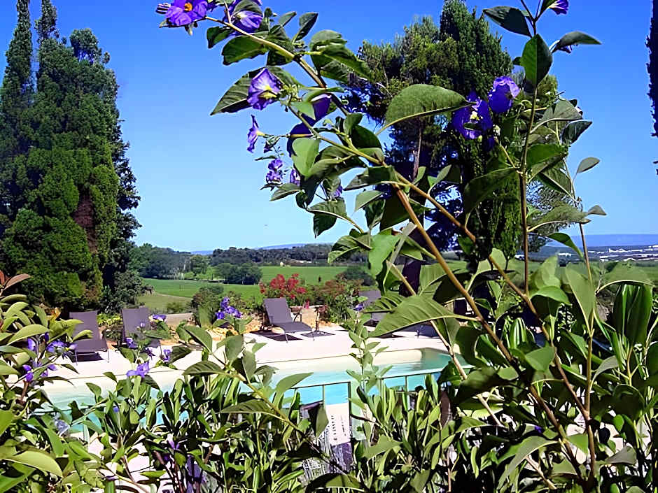 Hostellerie du Chateau des Fines Roches