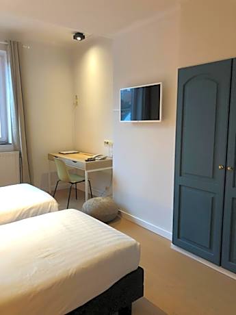 Twin Room with Kitchen