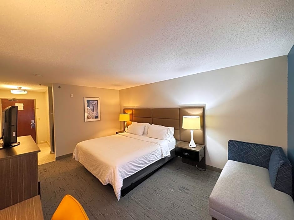Holiday Inn Express Hotel & Suites St. Paul - Woodbury