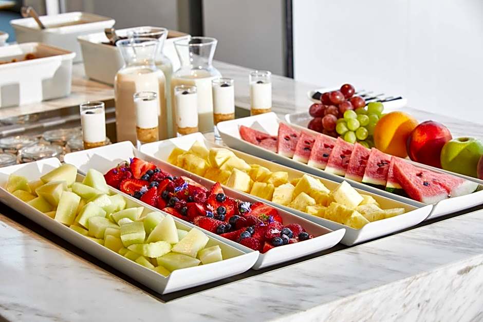 AC Hotel by Marriott® Santiago Cenco Costanera