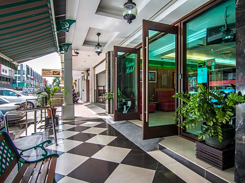 Green Hotel Puchong
