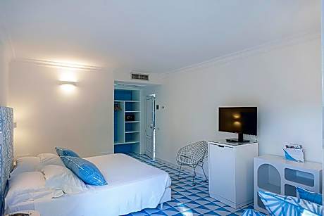 Double or Twin Room with Garden View