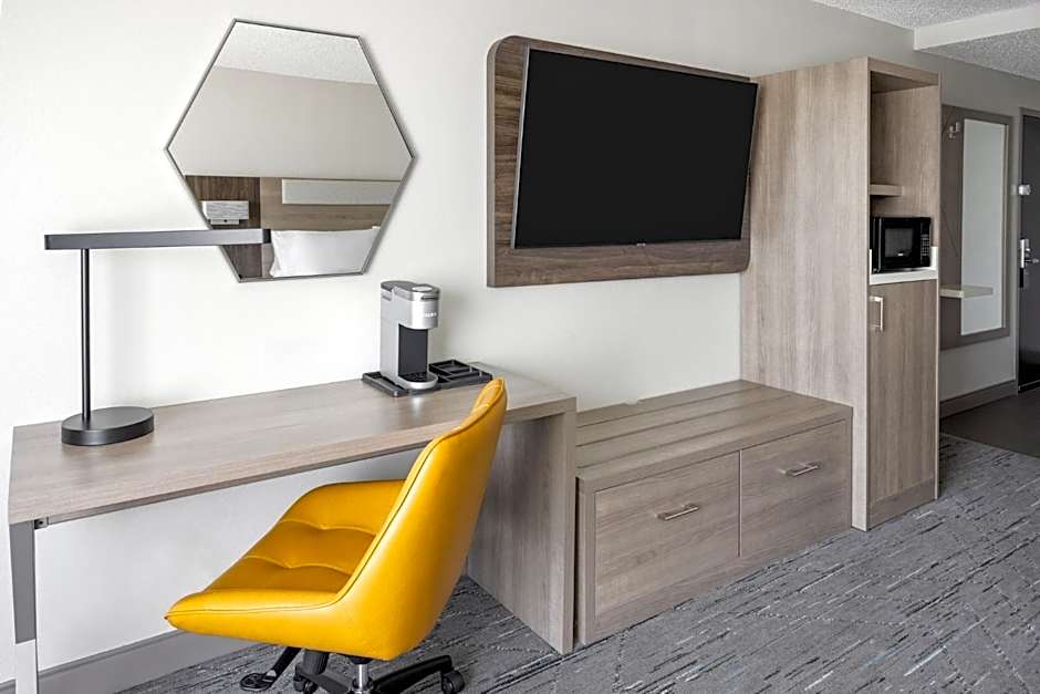 Holiday Inn Express and Suites Newberry By IHG