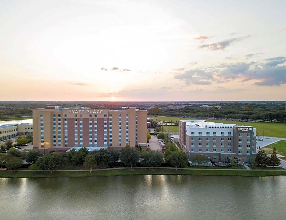 Courtyard by Marriott Houston Sugar Land/Lake Pointe