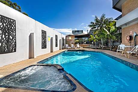 Peninsula Nelson Bay Motel and Serviced Apartments