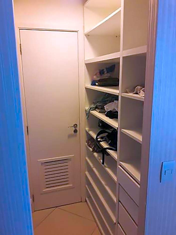 Apto à beira-mar com wi-fi e piscina em Fortaleza