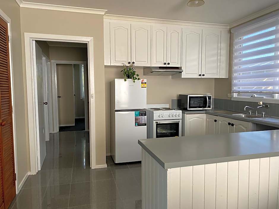 Coachman Motel and Holiday Units