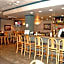 Oakland Airport Executive Hotel