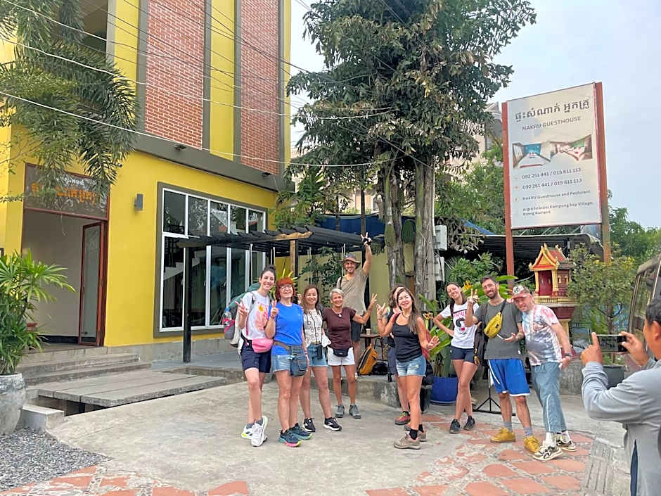 Neakru Guesthouse and Restaurant